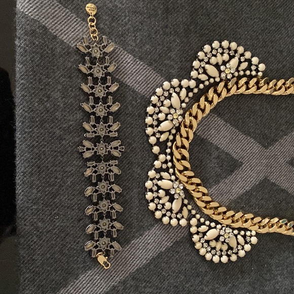 NWT RARE Juicy Couture Flower Cluster Necklace and Bracelet set - Picture 11 of 16